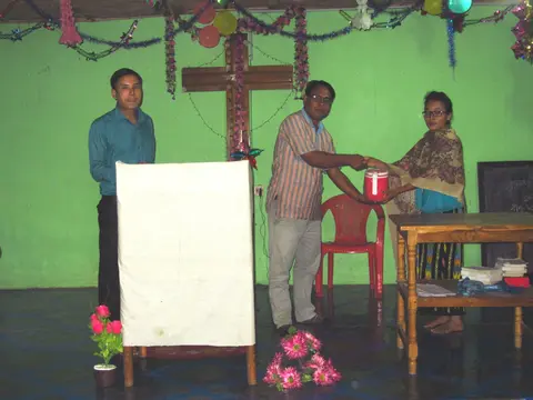 ကျော်လှဦး  ပထမ အောင်သူကို ဆု-ပီးနီပါရေ