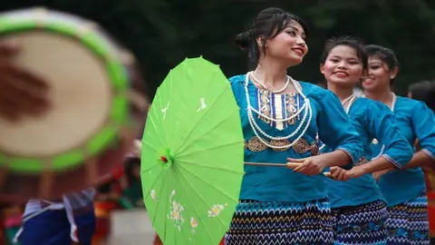 ရိုးရာ အက